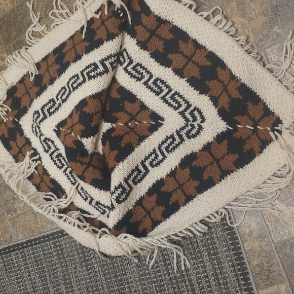 100% Wool overhead shawl Rebozo cape Mexico... Boho One Sz. Fits most - Picture 11 of 14